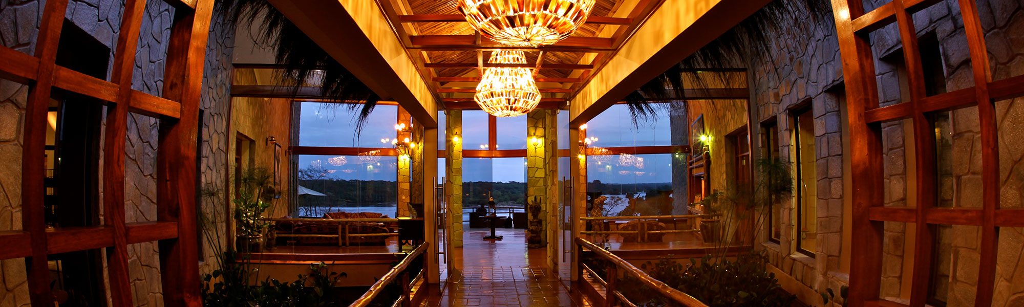 uganda luxury safary lodge